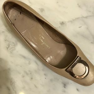 Salvatore Ferragamo classic pumps